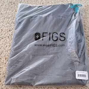 Brand new! Figs Livingston pants in Large Tall.